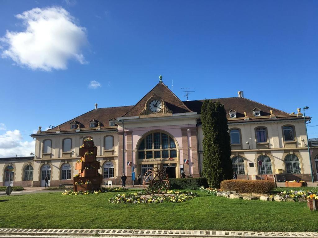 Studios Lora Rm 860 Saint-Louis  Exterior foto