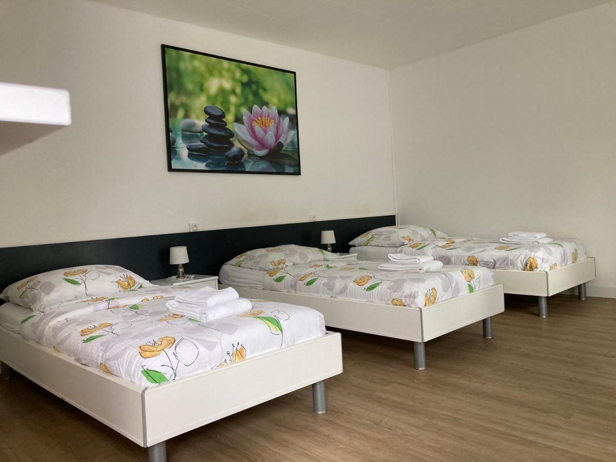 Studios Lora Rm 860 Saint-Louis  Exterior foto